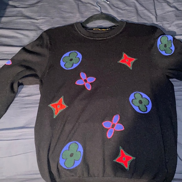 Size:xs louis V colorful sweatshirt